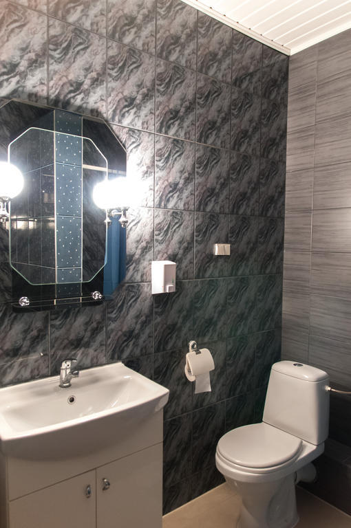 Uslugi Hotelarskie Las Vegas Międzyrzec Podlaski Habitación foto